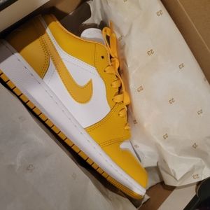 Air jordan 1 low pollen